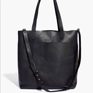 Madewell The Medium Transport Tote in True Black